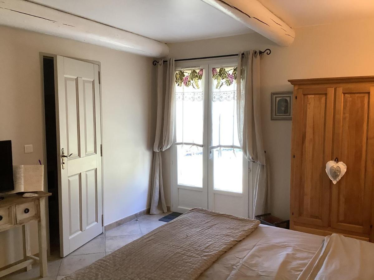 Bed and Breakfast Jardin D'Antan Ansouis Екстер'єр фото